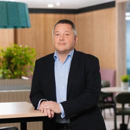 梅州抽水蓄能电站二期工程首台机组投产：我国抽蓄电站首次实现投产即入市